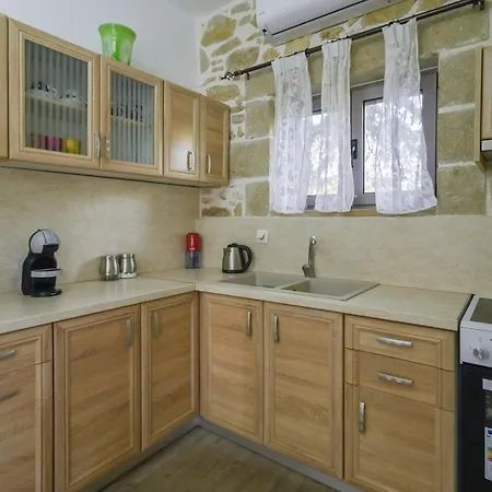 بيت للعطل Dream House Near The Dhrapaniás